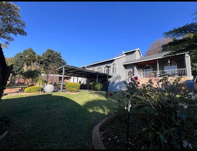 4 BEDROOM HOUSE FOR SALE IN MAGALIESKRUIN